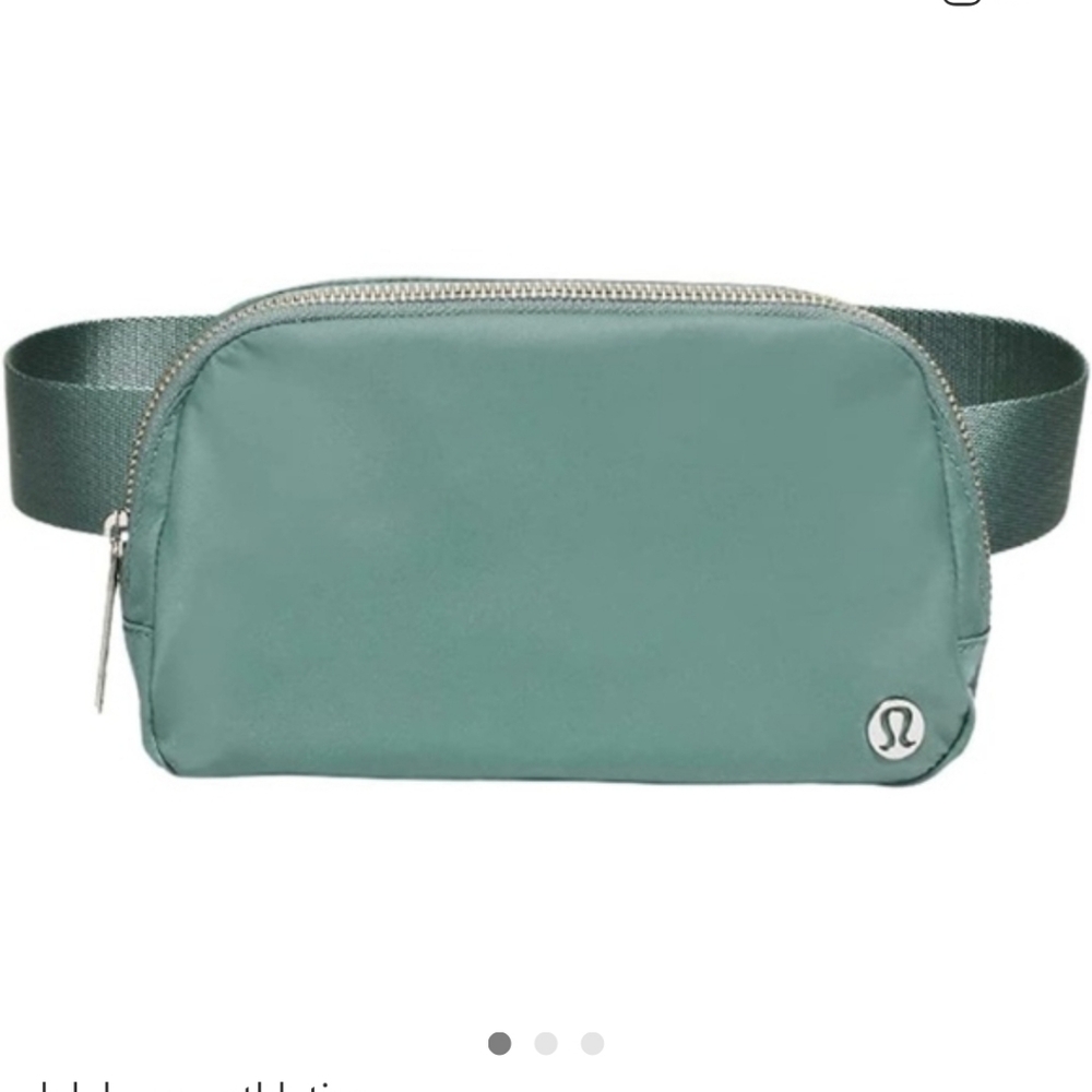 🚨 NWT Lululemon Dark Forest Green Belt Bag
